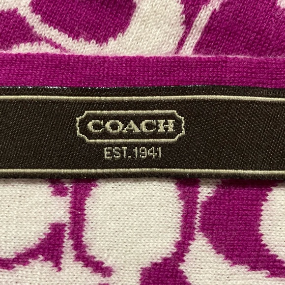 Coach scarf and gloves set - Picture 3 of 5